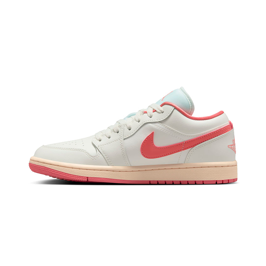 WMNS AIR JORDAN 1 LOW MUJER DC0774-109