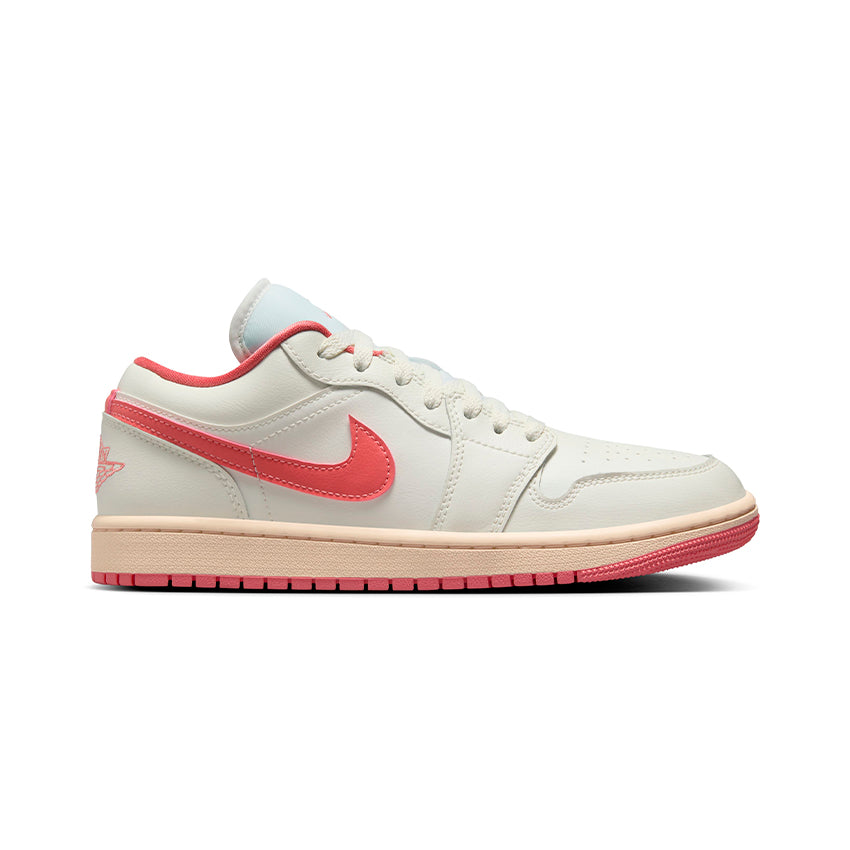 WMNS AIR JORDAN 1 LOW MUJER DC0774-109