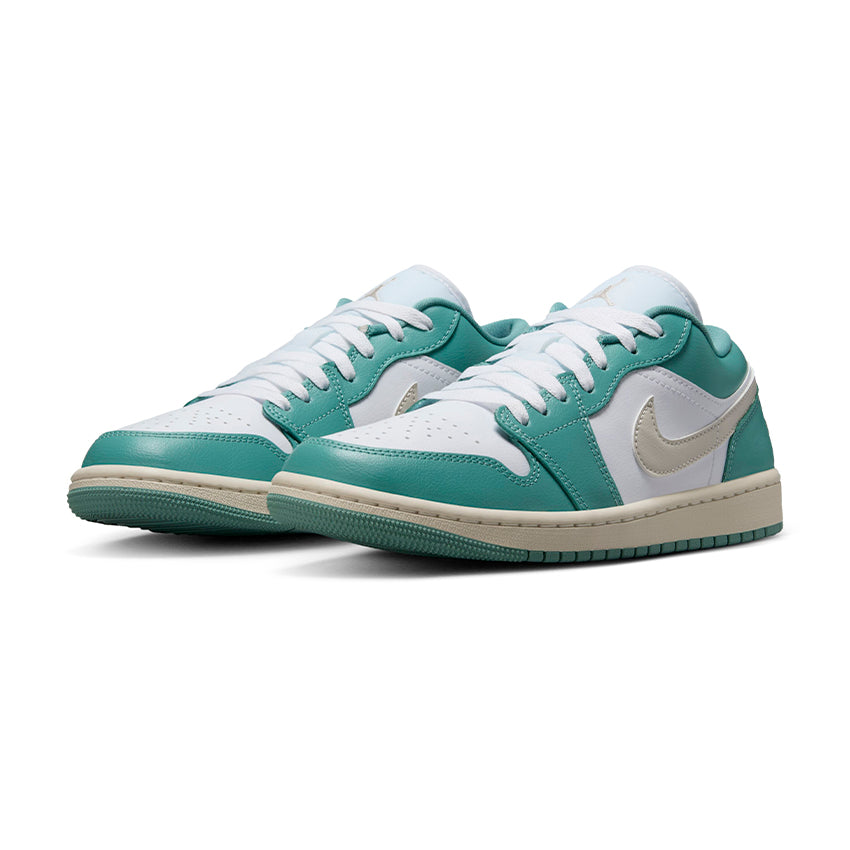WMNS AIR JORDAN 1 LOW MUJER DC0774-138