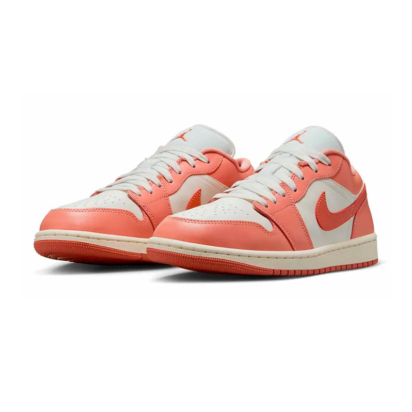 WMNS AIR JORDAN 1 LOW MUJER DC0774-180